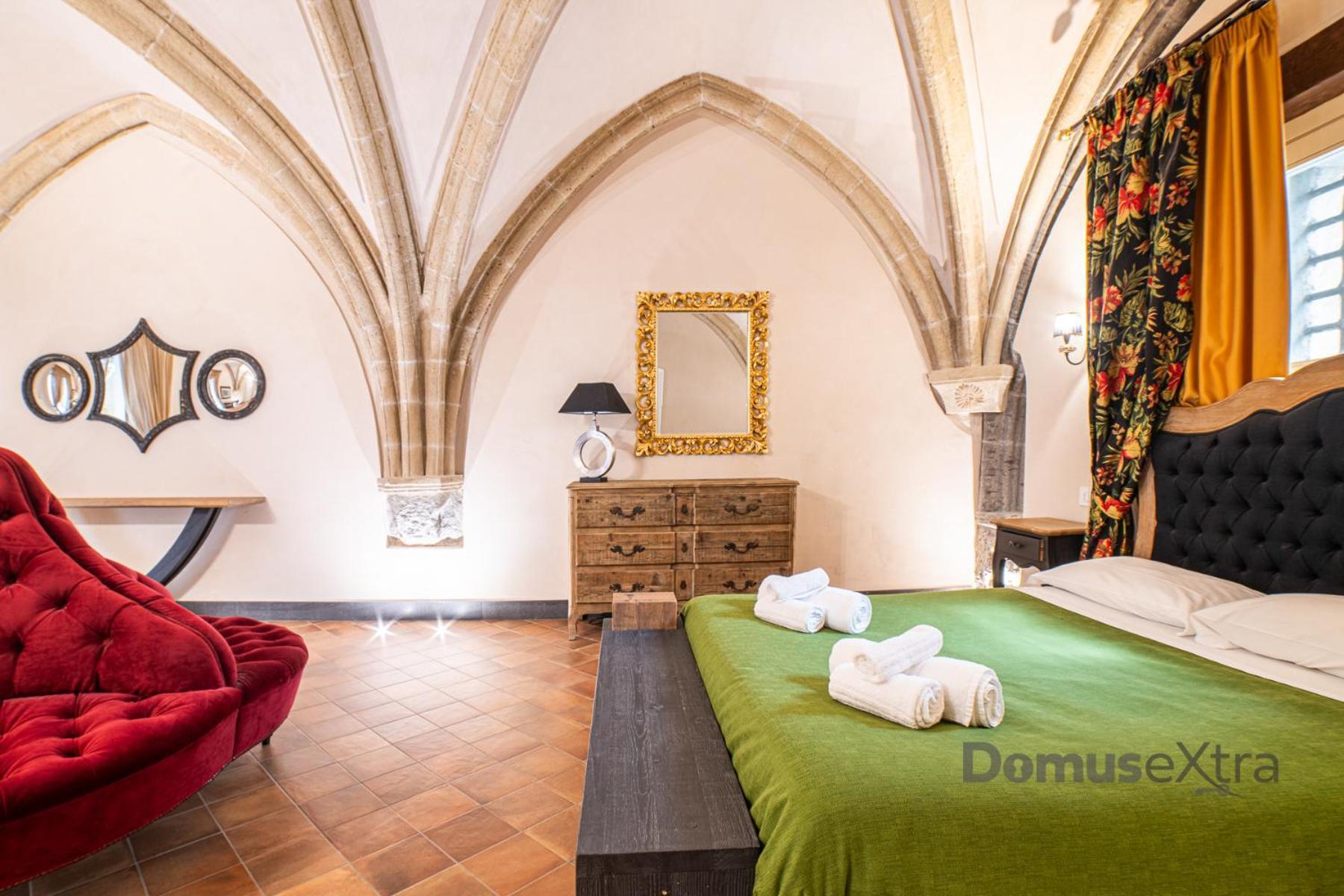 Piazza San Domenico Suite By Domusextra เนเปิลส์ ภายนอก รูปภาพ