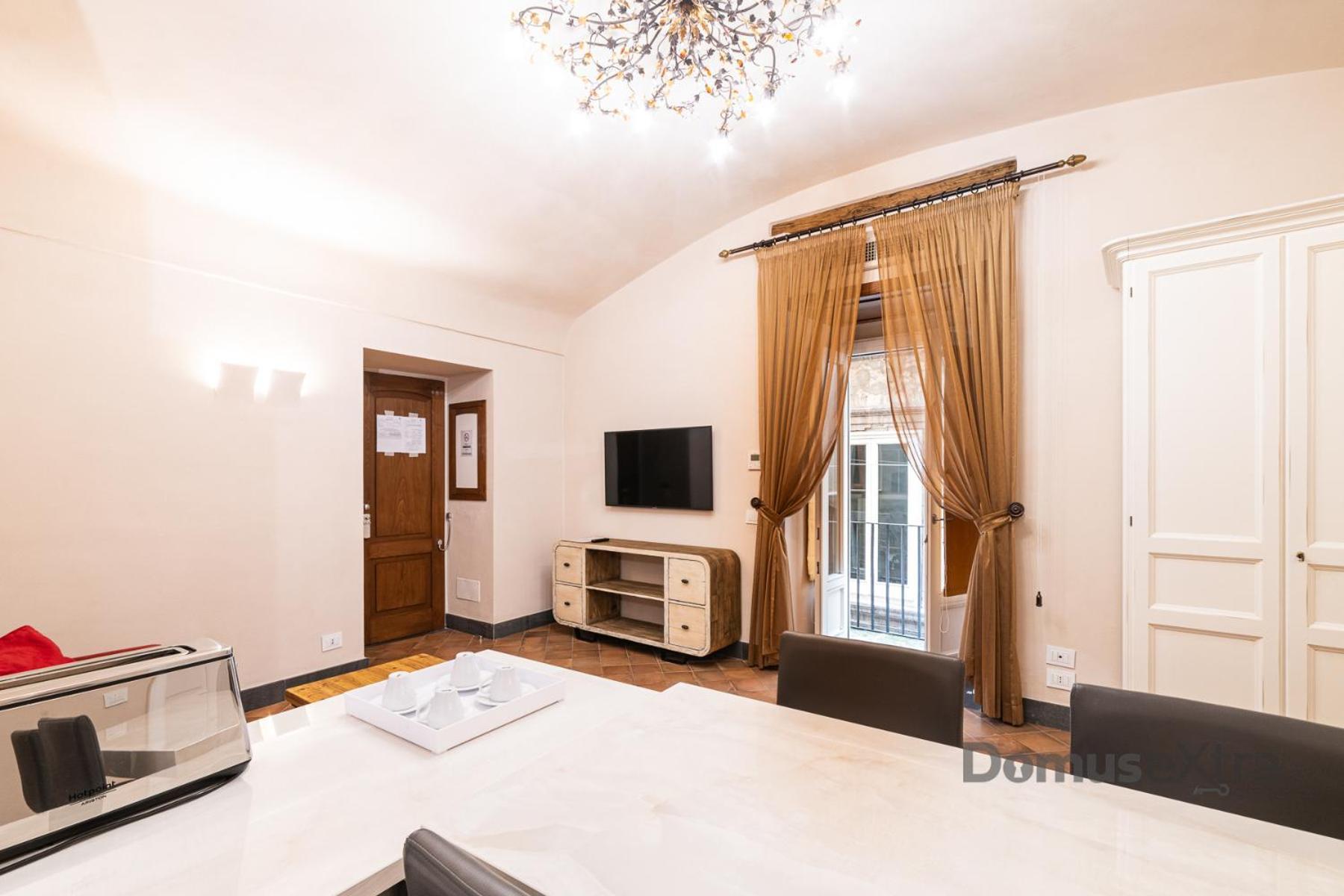 Piazza San Domenico Suite By Domusextra เนเปิลส์ ภายนอก รูปภาพ